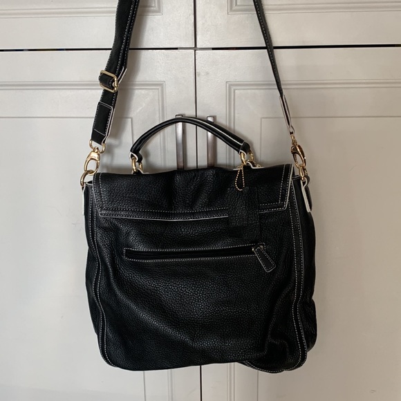 Danier leather bag, adjustable strap - Picture 2 of 2